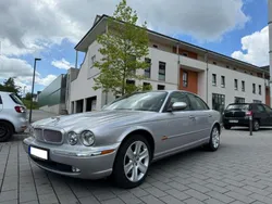 Silber Gebraucht 2005 Jaguar XJR Supercharged Limousine | 11.999 €