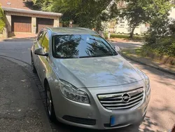 Grau Gebraucht 2011 Opel Insignia Kombi | 5.500 € (Fairer Preis)