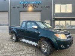 Grün Gebraucht 2007 Toyota HiLux Abholung | 6.950 € (Fairer Preis)