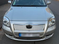 Grau Gebraucht 2006 Toyota Avensis Limousine | 4.000 €
