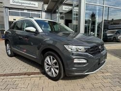 Grau Gebraucht 2021 VW T-Roc Style SUV | 18.850 € (Etwas zu teuer)
