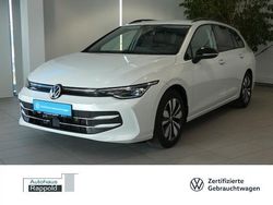 Weiß Gebraucht 2024 VW Golf VIII Goal Kombi | 33.900 €
