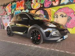 Schwarz Gebraucht 2018 Opel Adam S Kleinwagen | 14.850 € (Etwas zu teuer)
