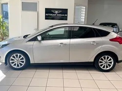 Silber Gebraucht 2018 Ford Focus Titanium Limousine | 10.990 € (Guter Preis)