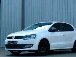 Weiß Gebraucht 2010 VW Polo Comfortline Limousine | 3.990 € (Guter Preis)