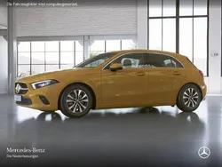 Gelb Gebraucht 2022 Mercedes A200 Kleinwagen | 25.990 € (Etwas zu teuer)