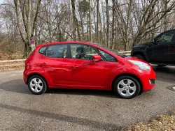 Rot Gebraucht 2010 Kia Venga Kleinwagen | 5.450 € (Fairer Preis)