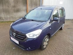 Blau Gebraucht 2015 Dacia Dokker Lauréate Van / Kleinbus | 4.980 € (Superpreis)