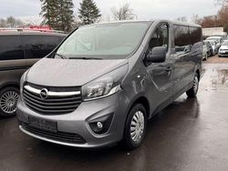 Grau Gebraucht 2019 Opel Vivaro Van / Kleinbus | 13.899 € (Fairer Preis)