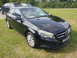 Kosmosschwarz Gebraucht 2013 Mercedes A180 Style Limousine | 14.950 € (Fairer Preis)