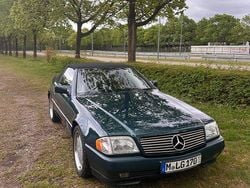 Grün Gebraucht 1994 Mercedes SL320 Cabrio | 22.000 €