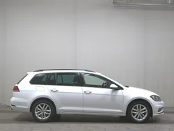 Weiss Gebraucht 2020 VW Golf VII Comfortline Kombi | 9.980 € (Superpreis)