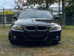 Schwarz Gebraucht 2009 BMW 318 Kombi | 4.950 €