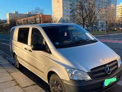 Grau Gebraucht 2013 Mercedes Vito Van / Kleinbus | 9.000 €
