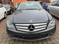 Grau Gebraucht 2010 Mercedes C180 Limousine | 7.750 € (Fairer Preis)