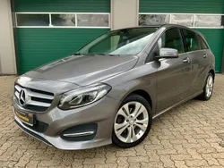 Grau Gebraucht 2015 Mercedes B200 Van / Kleinbus | 11.900 € (Fairer Preis)