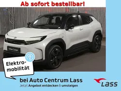 Blau Neu 2025 Toyota Urban Cruiser Comfort SUV | 29.299 €