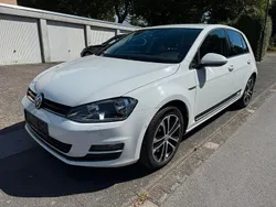 Schwarz Gebraucht 2015 VW Golf VII LOUNGE Limousine | 9.900 € (Guter Preis)