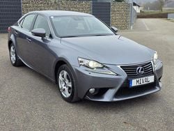 Grau Gebraucht 2014 Lexus IS300h Limousine | 16.900 € (Etwas zu teuer)
