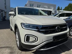 Ascotgrau Gebraucht 2024 VW T-Roc Style SUV | 29.745 € (Fairer Preis)