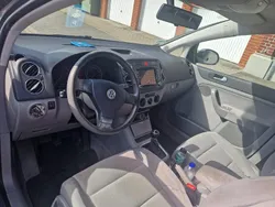 Grau Gebraucht 2005 VW Golf Plus Cross Van / Kleinbus | 5.800 €
