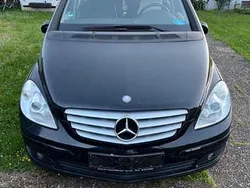 Schwarz Gebraucht 2005 Mercedes B150 Van / Kleinbus | 1.990 € (Superpreis)