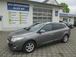 Grau Gebraucht 2011 Renault Mégane GrandTour Dynamique Kombi | 1.700 € (Fairer Preis)