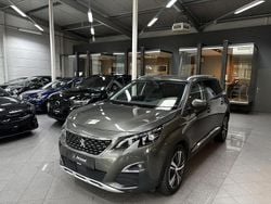 Grau Gebraucht 2020 Peugeot 5008 Allure SUV | 16.990 € (Guter Preis)