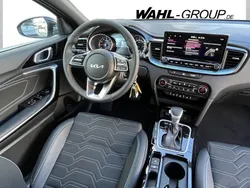 Silber Neu 2025 Kia Ceed 4 Limousine | 24.490 € (Superpreis)