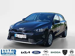 Zilinaschwarz Neu 2025 Kia Ceed Vision Limousine | 24.506 € (Etwas zu teuer)