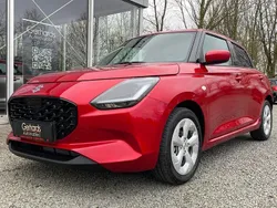 Rot Neu 2025 Suzuki Swift Comfort Limousine | 19.999 €
