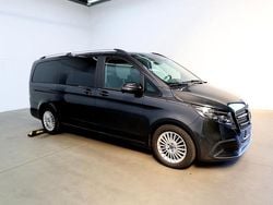 Grau graphitgrau Gebraucht 2025 Mercedes V250 Style Van / Kleinbus | 69.410 € (Guter Preis)