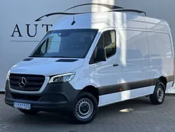 Arktikweiss Gebraucht 2022 Mercedes Sprinter Van | 29.950 € (Superpreis)