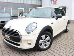 Weiß Gebraucht 2015 Mini One D Kleinwagen | 6.990 € (Guter Preis)