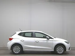 Weiss Gebraucht 2022 Seat Ibiza Style Limousine | 10.980 € (Guter Preis)
