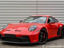 Rot Gebraucht 2023 Porsche 992 | 208.900 € (Fairer Preis)