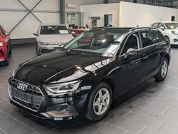 Schwarz Gebraucht 2023 Audi A4 Sport Kombi | 27.900 € (Guter Preis)