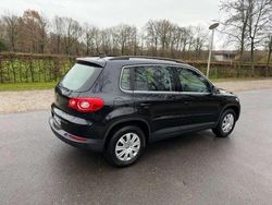 Schwarz Gebraucht 2010 VW Tiguan Track & Field SUV | 7.500 € (Superpreis)