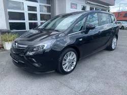 Schwarz Gebraucht 2012 Opel Zafira Tourer Van / Kleinbus | 5.900 € (Guter Preis)