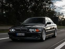 Grün Gebraucht 1996 BMW 740 Basis Limousine | 5.700 € (Guter Preis)