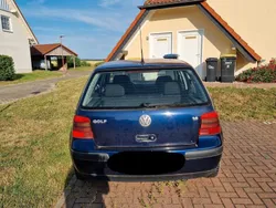 Blau Gebraucht 1999 VW Golf IV Limousine | 500 € (Fairer Preis)
