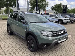 Grün Gebraucht 2023 Dacia Duster Extreme SUV | 21.790 € (Fairer Preis)