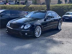 Schwarz Gebraucht 2007 Mercedes E200 Avantgarde Limousine | 6.300 €