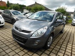 Grau Gebraucht 2009 Hyundai i20 Comfort Limousine | 3.990 € (Fairer Preis)