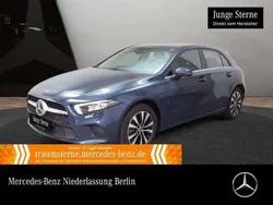 Blau Gebraucht 2021 Mercedes A250 Style Limousine | 25.490 € (Superpreis)