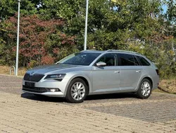 Silber Gebraucht 2018 Skoda Superb SportLine Kombi | 15.999 € (Fairer Preis)