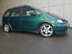 Grün Gebraucht 1997 VW Sharan Van / Kleinbus | 4.500 €