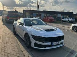 Weiß Gebraucht 2025 Ford Mustang Dark Horse Coupé | 62.600 € (Etwas zu teuer)