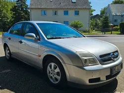 Silber Gebraucht 2002 Opel Vectra Limousine | 2.100 € (Teuer)