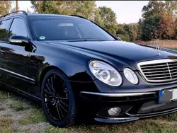Schwarz Gebraucht 2005 Mercedes E280 AMG Kombi | 11.500 €